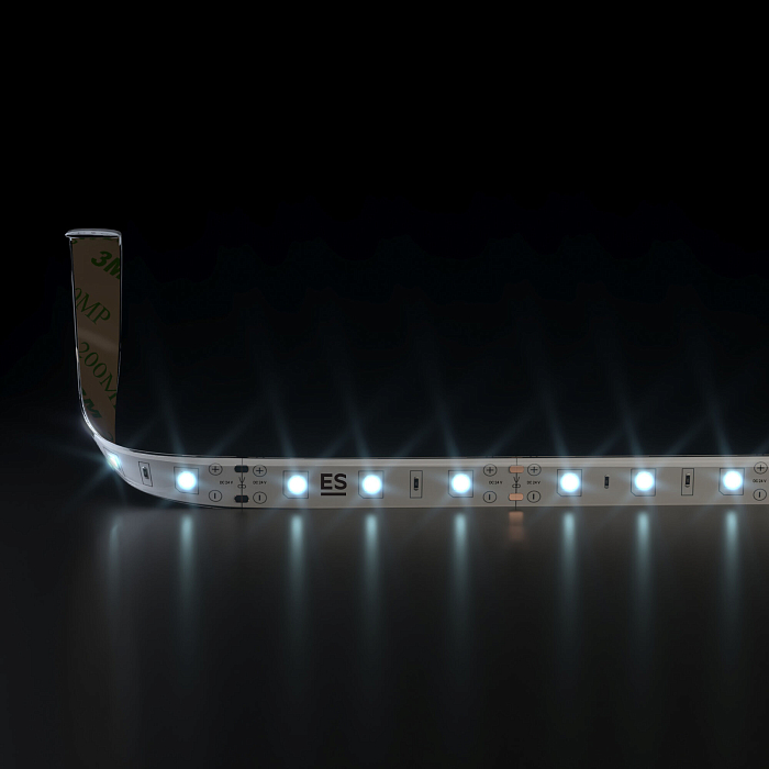 Светодиодная лента Elektrostandard Лента светодиодная 24V 4,8W 60Led 2835 IP65 холодный белый, 5м
