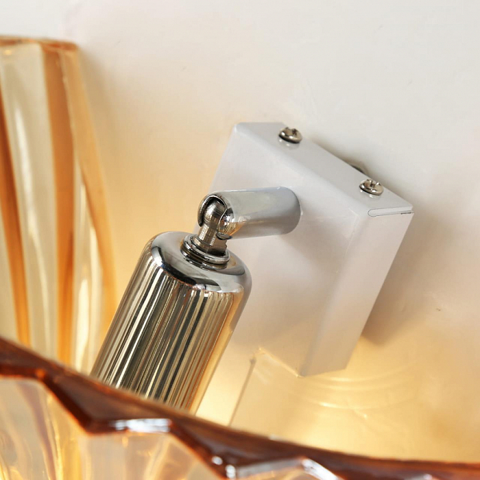 Светильник Favourite 1697-1W